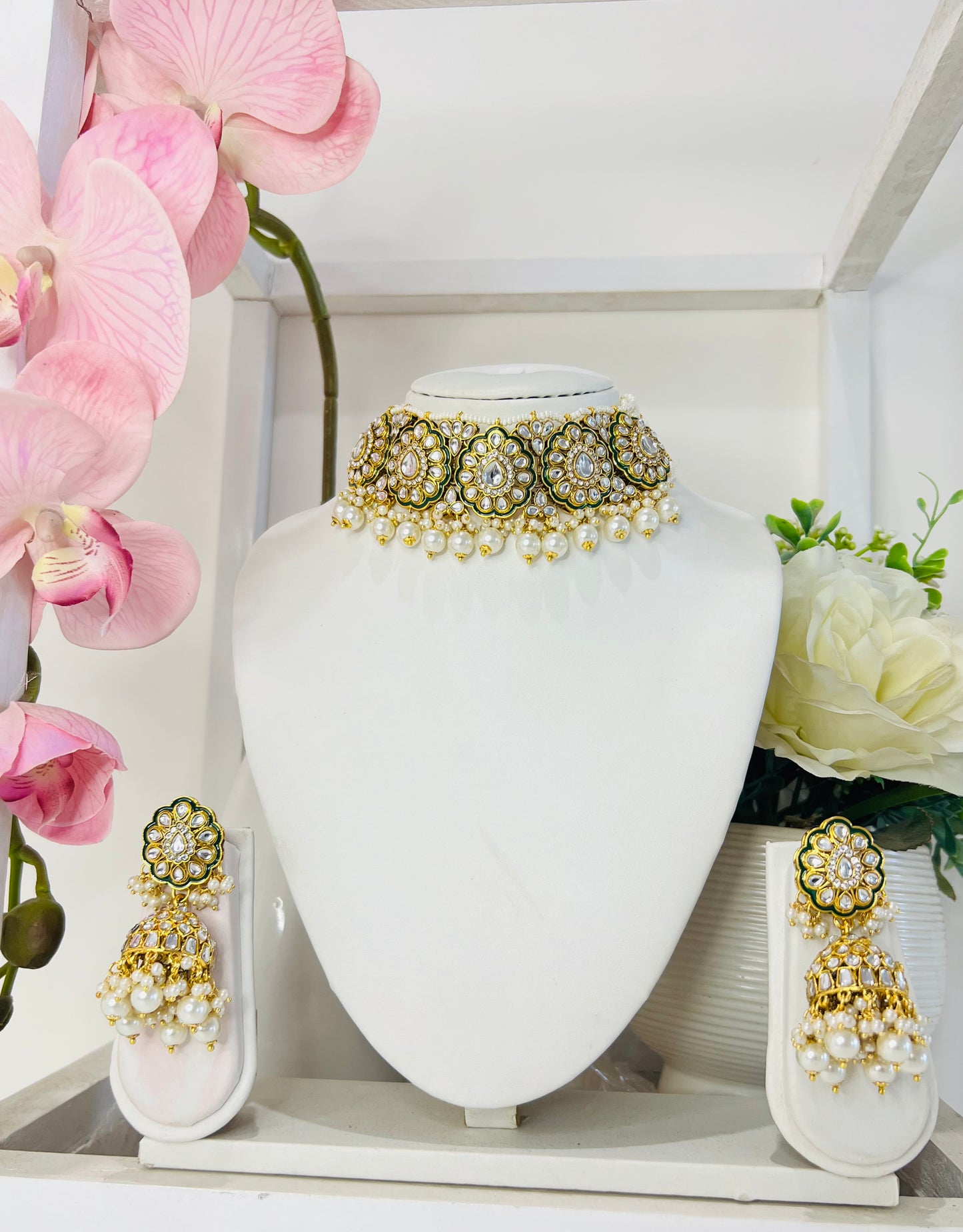 Dharini Choker Set with Earrings and Maangtika (Green and White)