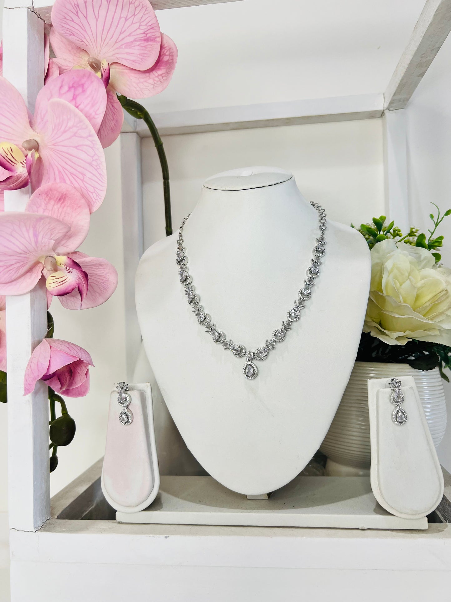 Irena Diamond Set with Earrings