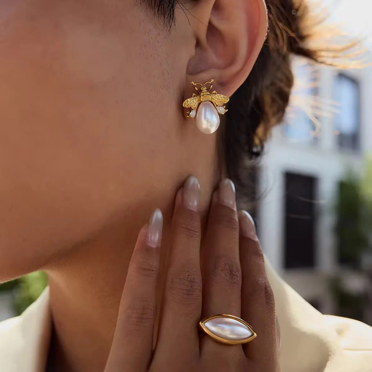 Pearly Bee Earrings