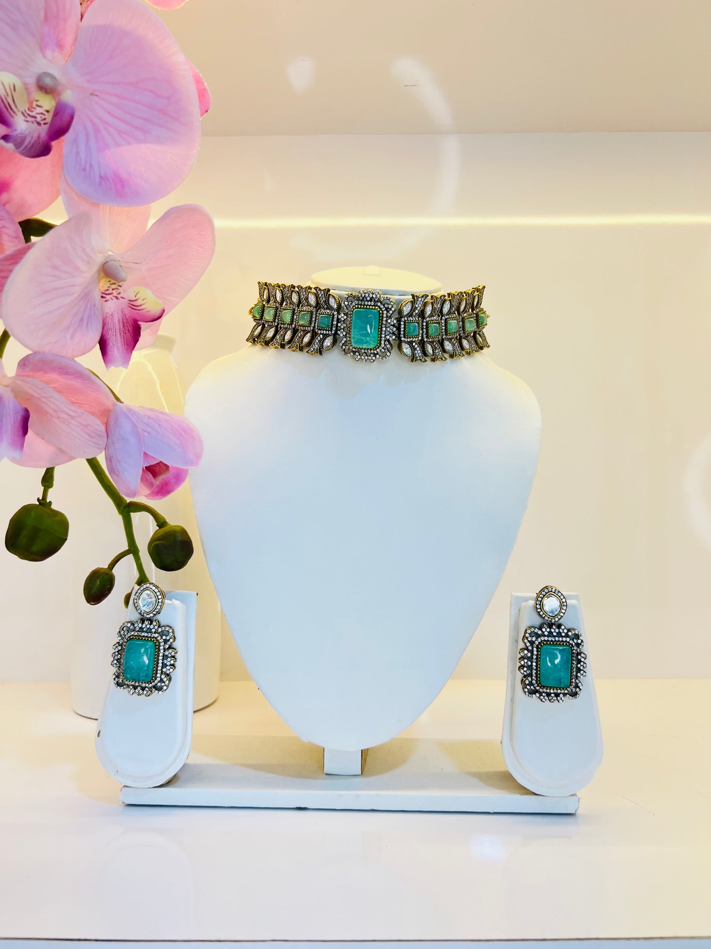 Elizabeth Polki Choker Set with Earrings (Mint)