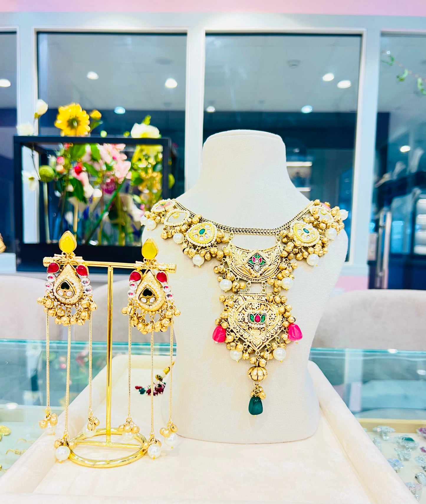 Vaishnavi Kashmiri Long Necklace with Jhumkaa (Multicolour)