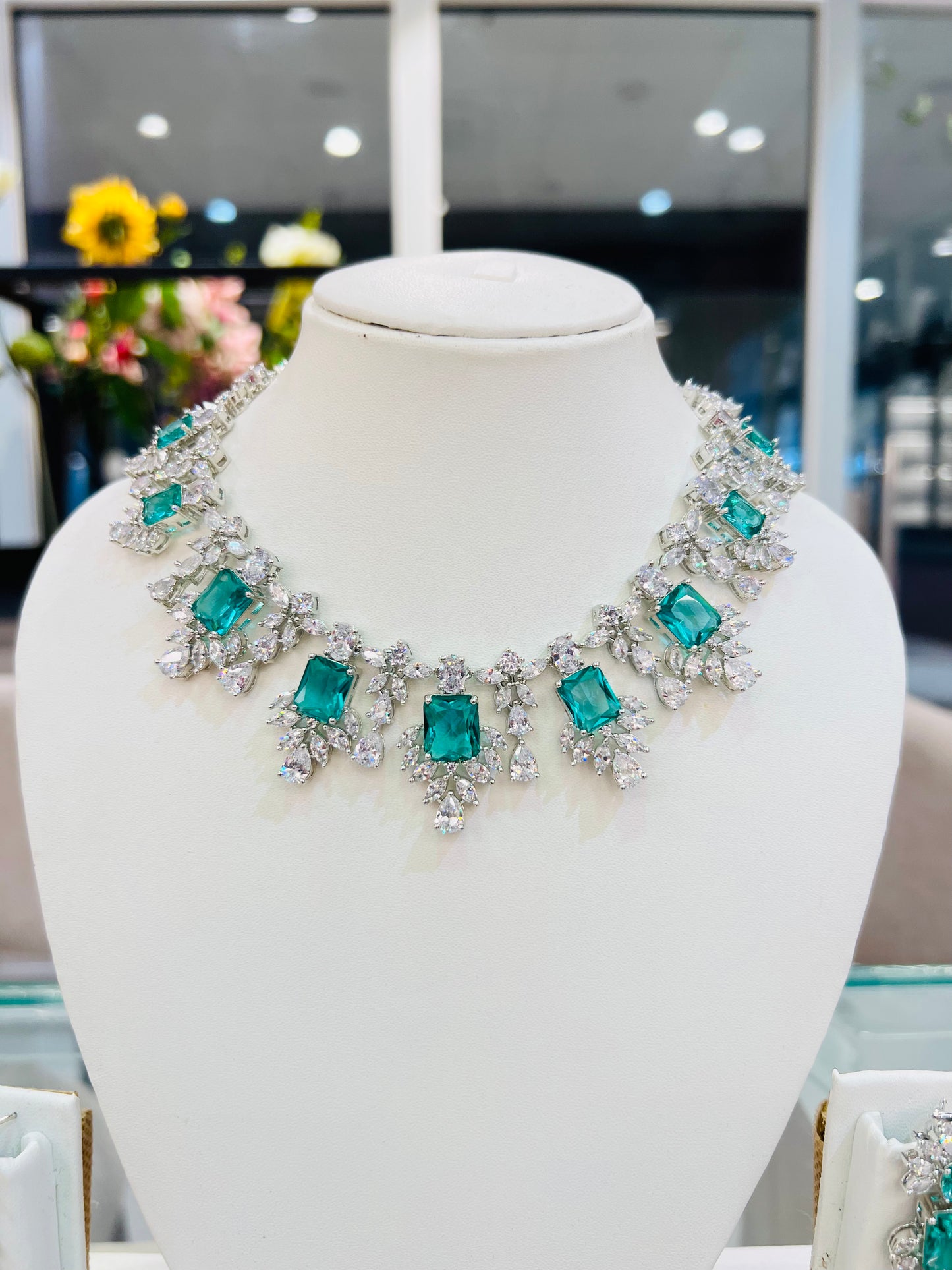 Ethereal Diamond Necklace set (Mint)