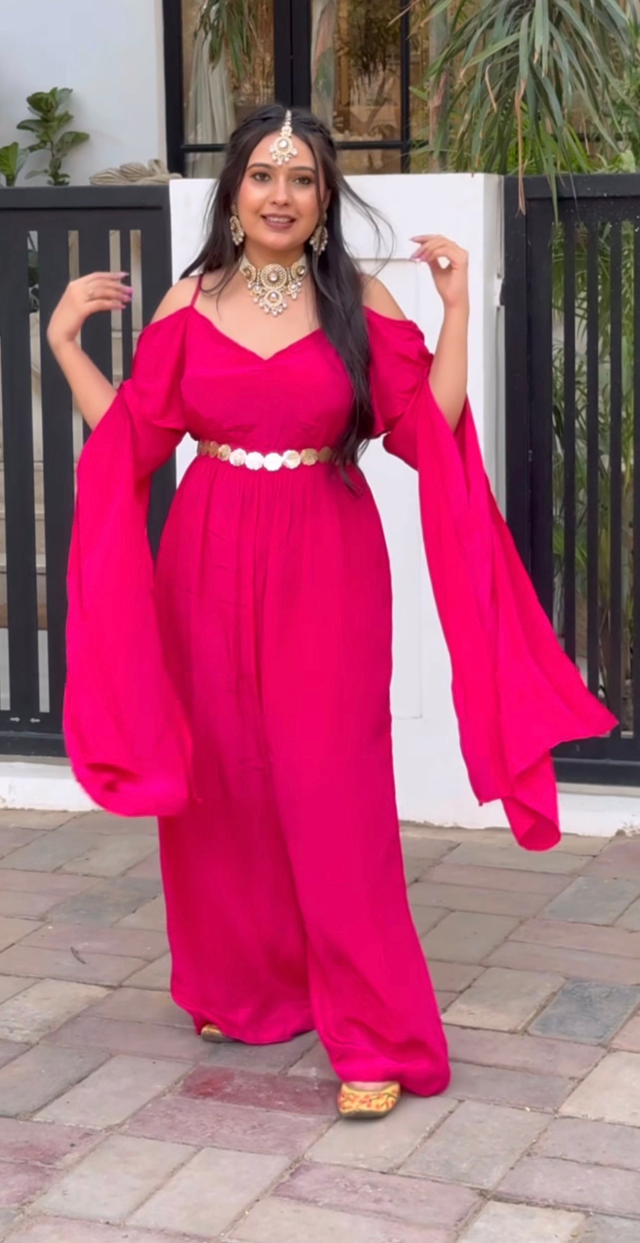 Rasa Choker Set with Earrings and Maangtika (Red)