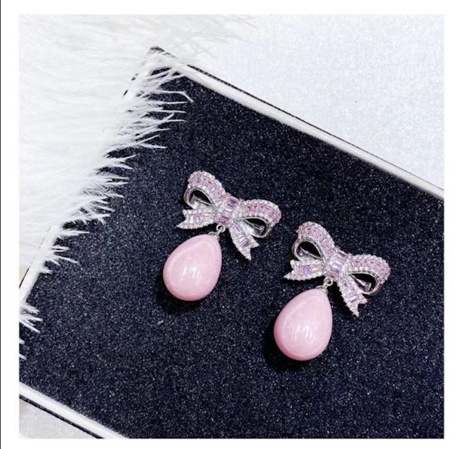 Amara Diamond Earrings (Pink)