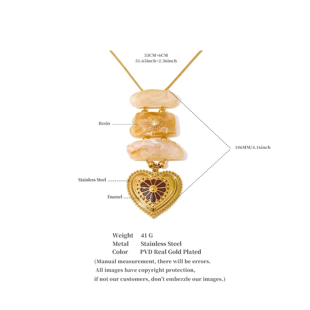 Rio Heirloom Heart Necklace