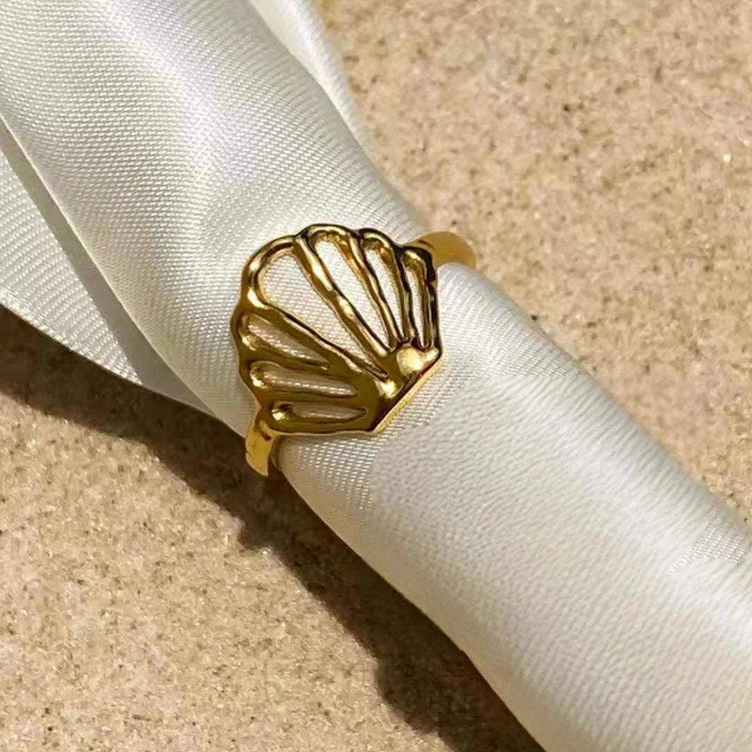 Evie gold cut-out seashell ring, view 4