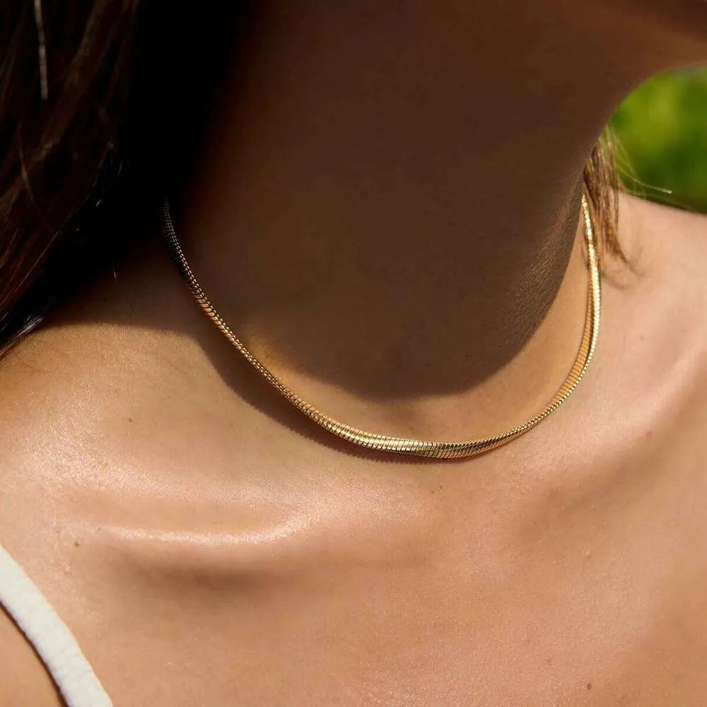 Muriel Basic Necklace (Gold)