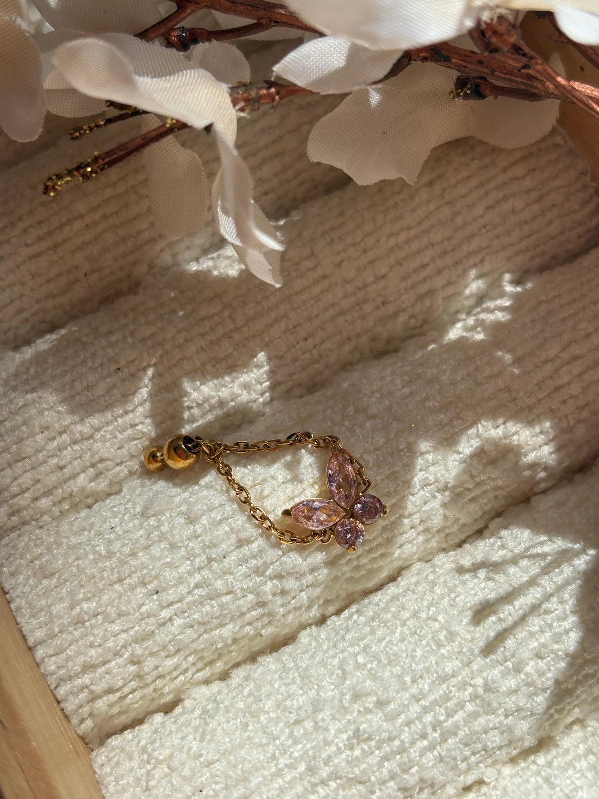 Giselle gold chain ring with a pink butterfly, view 3