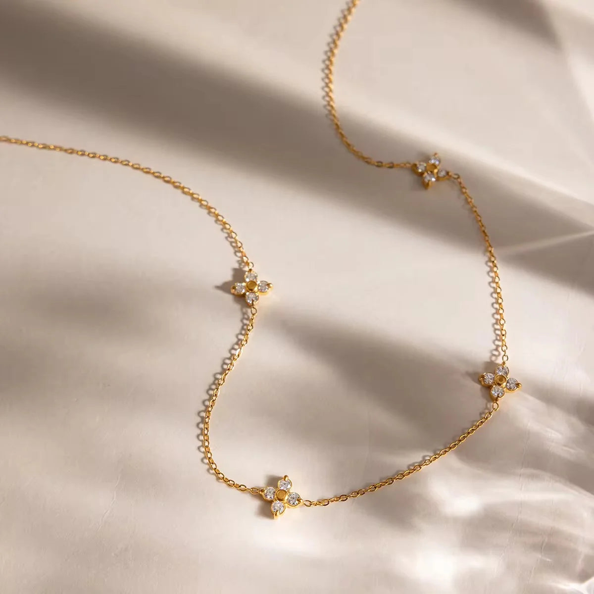 Primrose Necklace