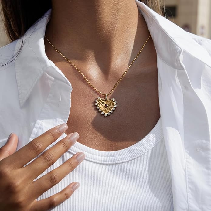 Betty Love Necklace
