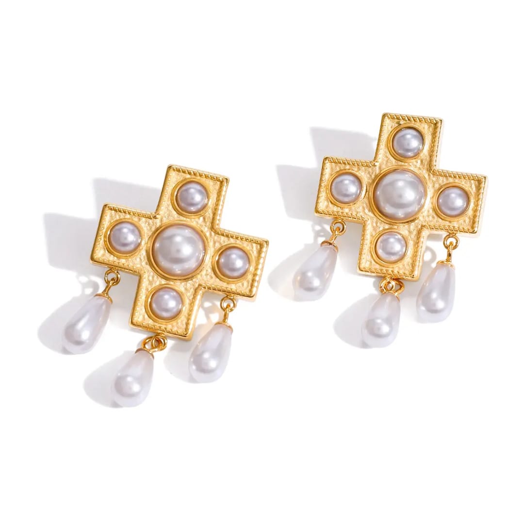 Faye Pearl Drop Earrings