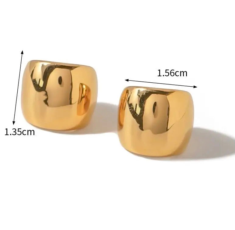 Chunky Ear Cuff Earrings (Gold)