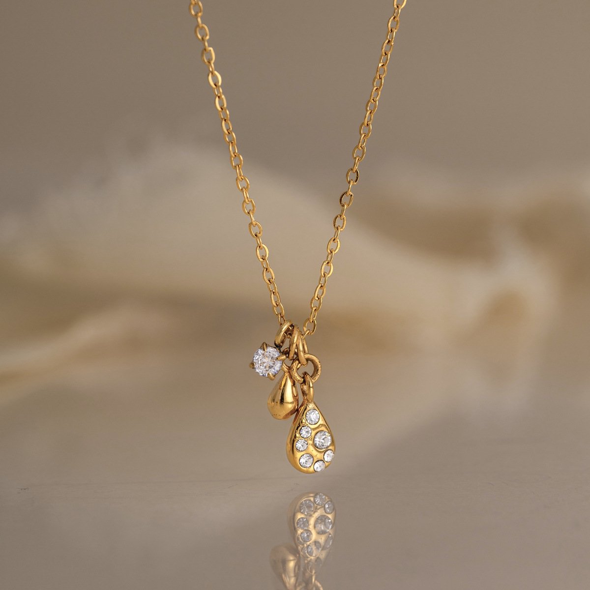 Tate Necklace
