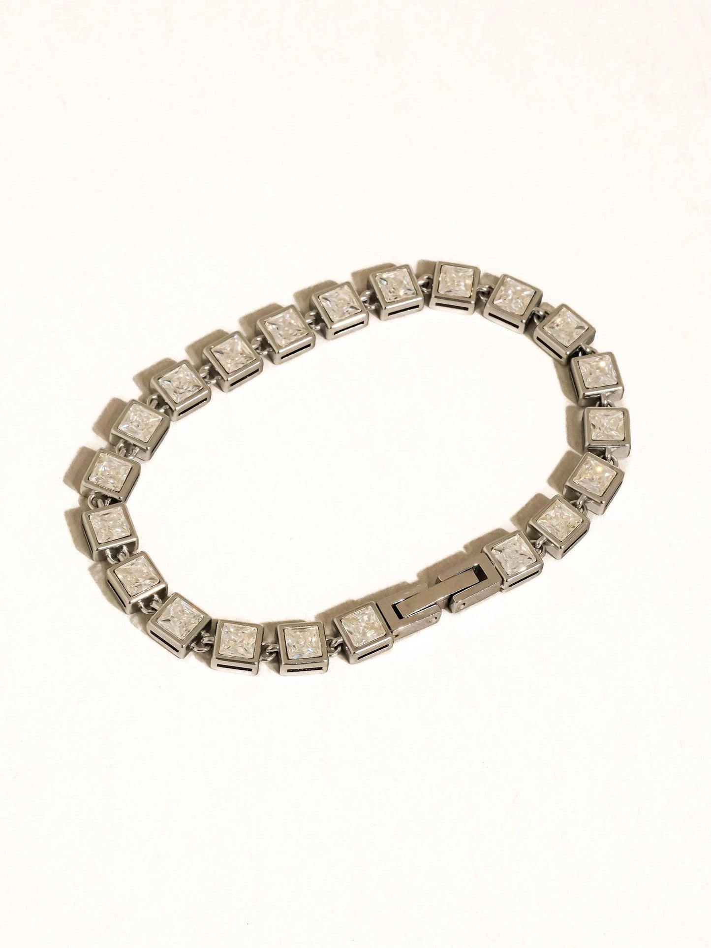 Vivacious Studded Tennis Bracelet (Silver)