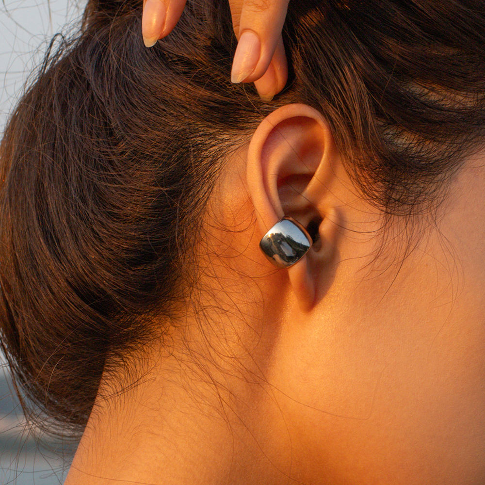 Chunky Ear Cuff Earrings (Silver)