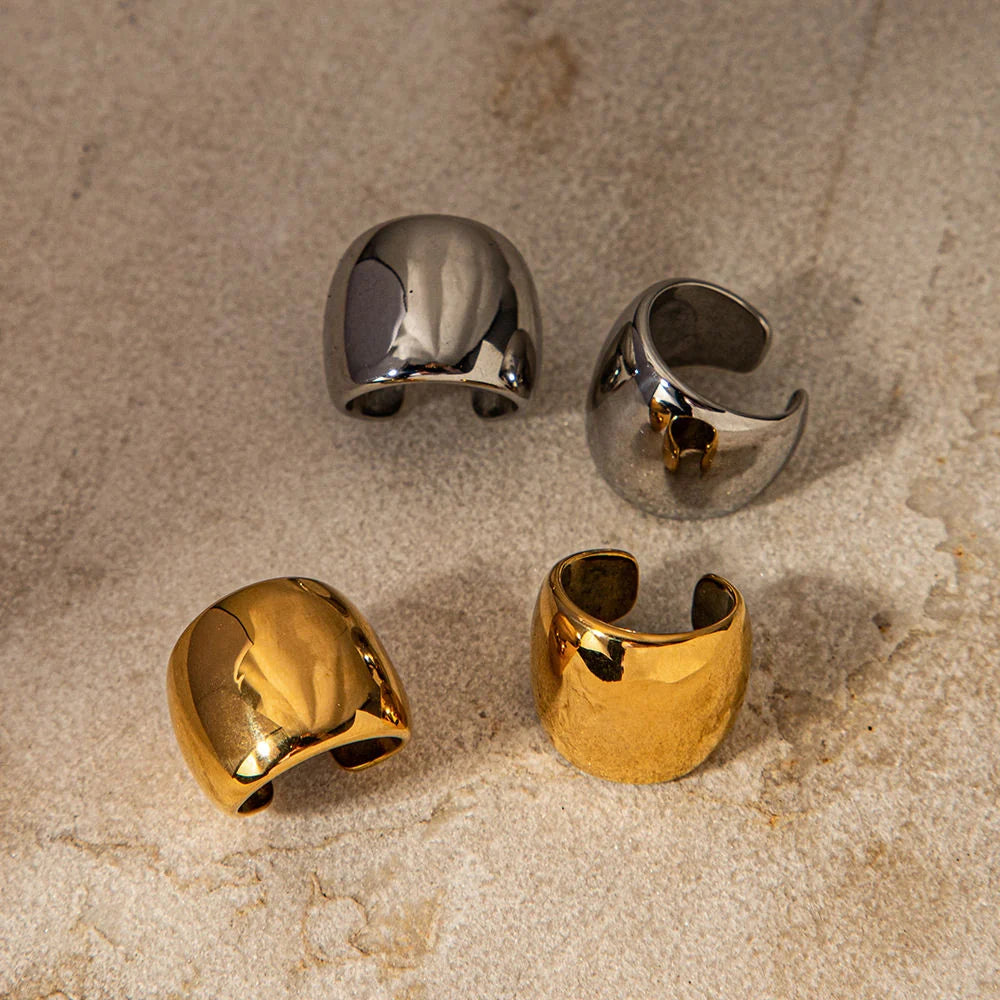 Chunky Ear Cuff Earrings (Gold)