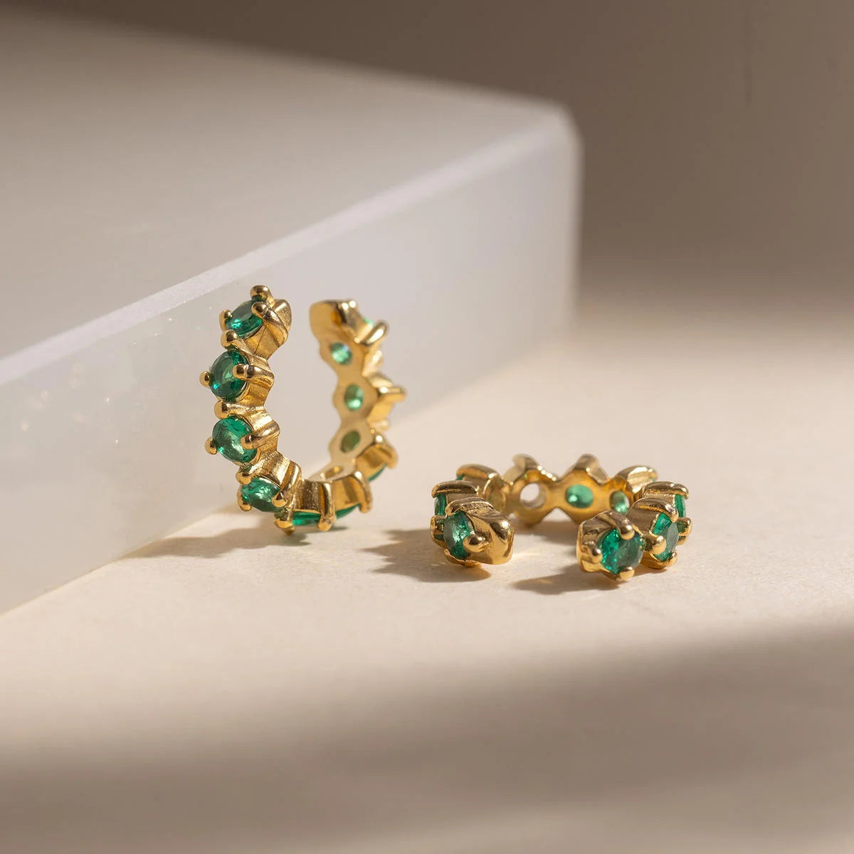 Nia Ear Cuff Earrings (Green)