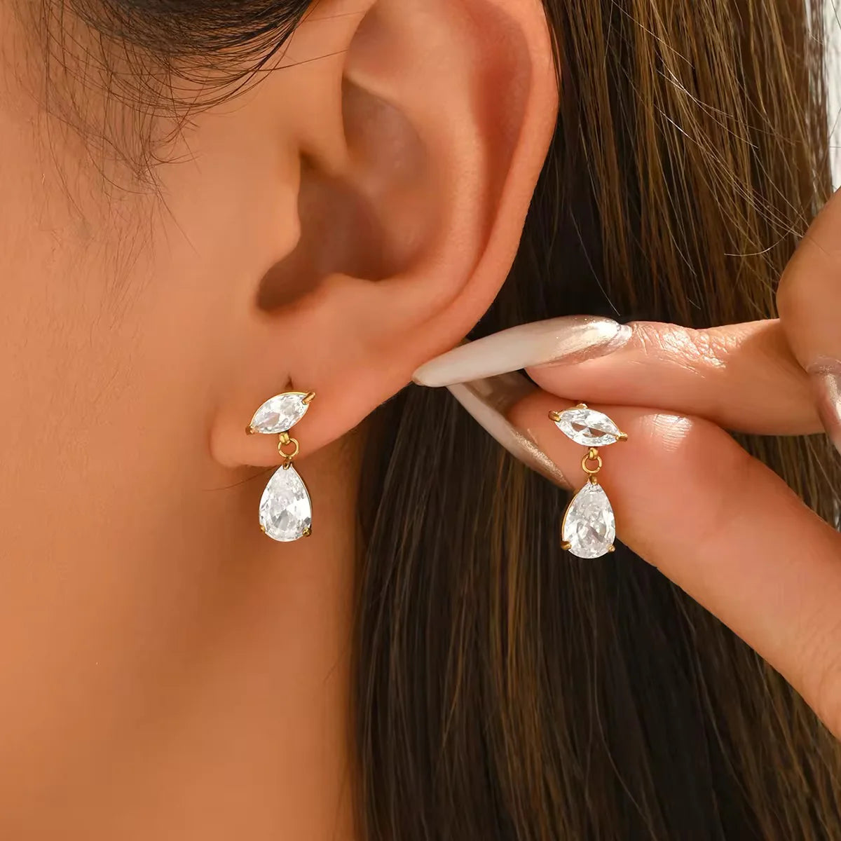 Mia Diamond Earrings