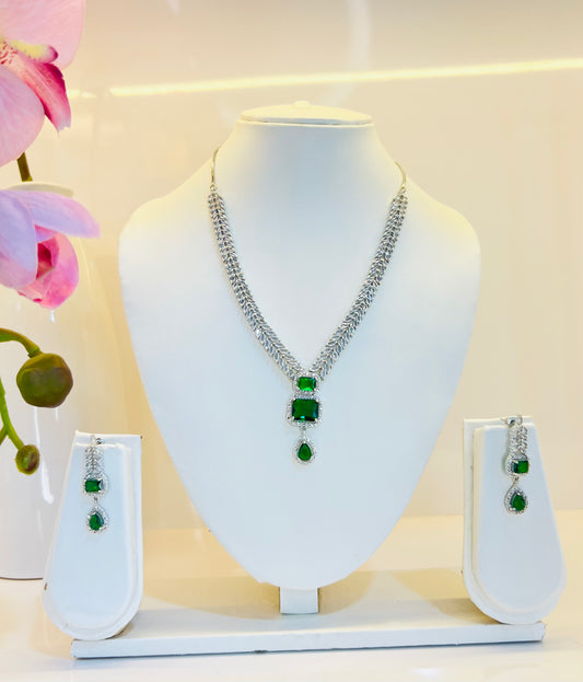 Sara Diamond Necklace Set (Green)