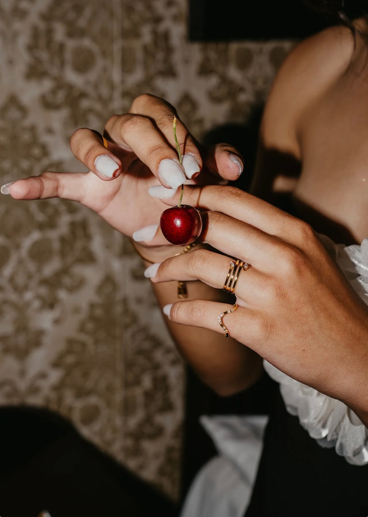 Leona Marquise Ring
