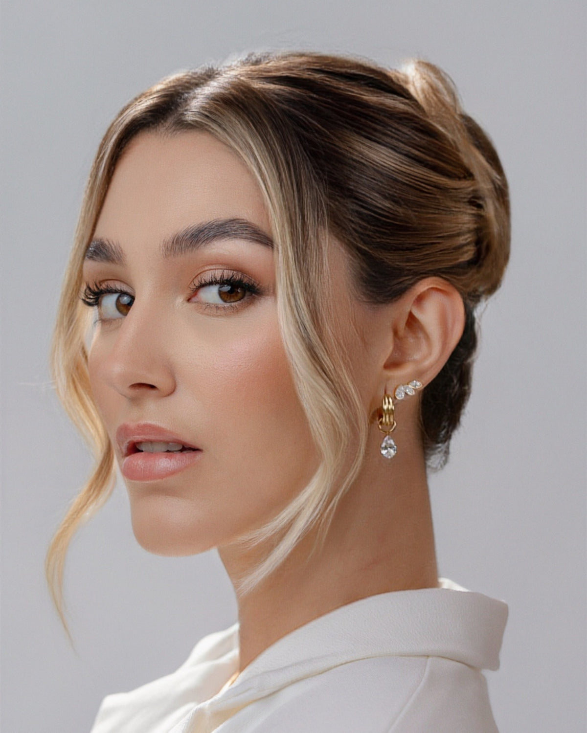 Odette Diamond Drop Earrings (Gold)