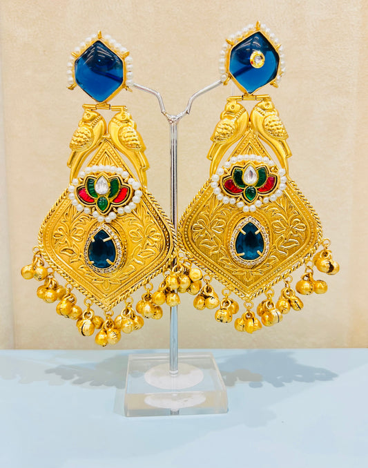 Devanshi Kashmiri Jhumkaa