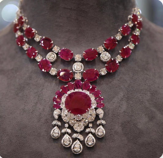Vivanté Diamond Necklace Set (Red)