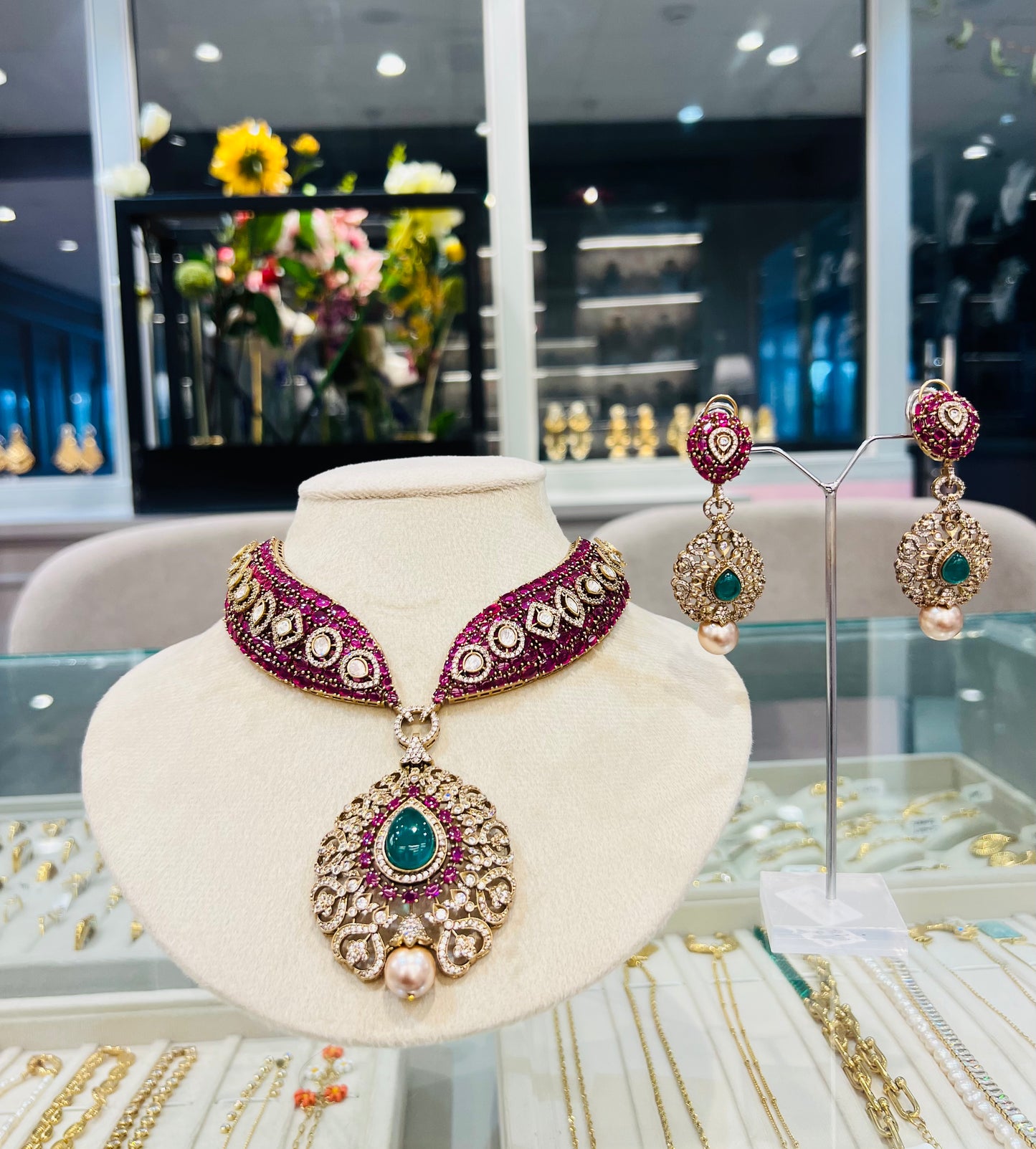 Vaishnavi Polki Necklace Set (Pink)