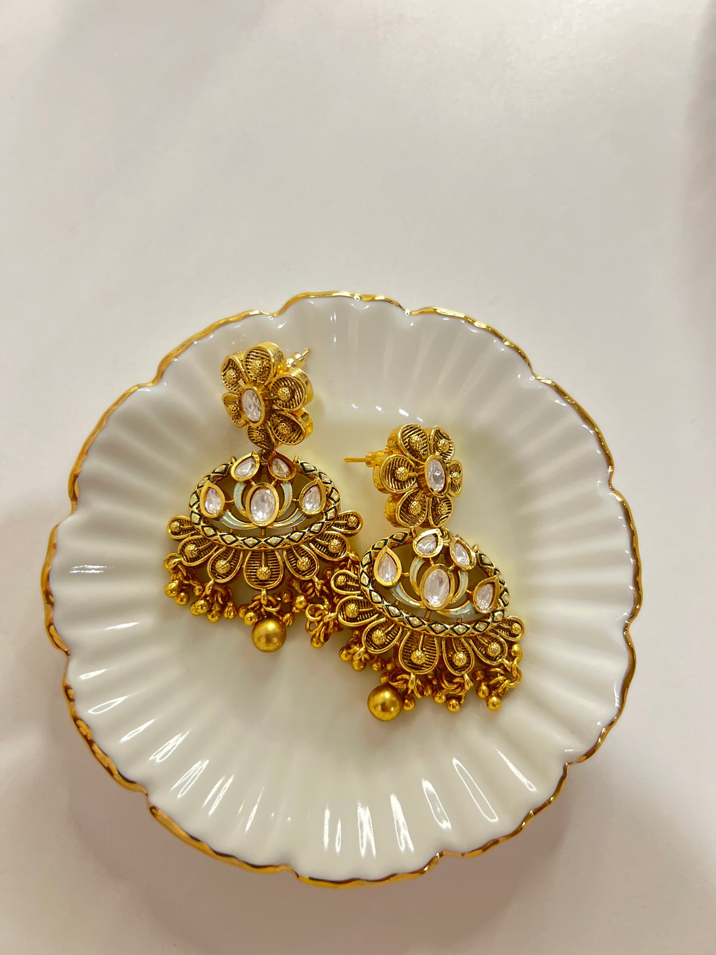 Dominion Kundan Set with Earrings