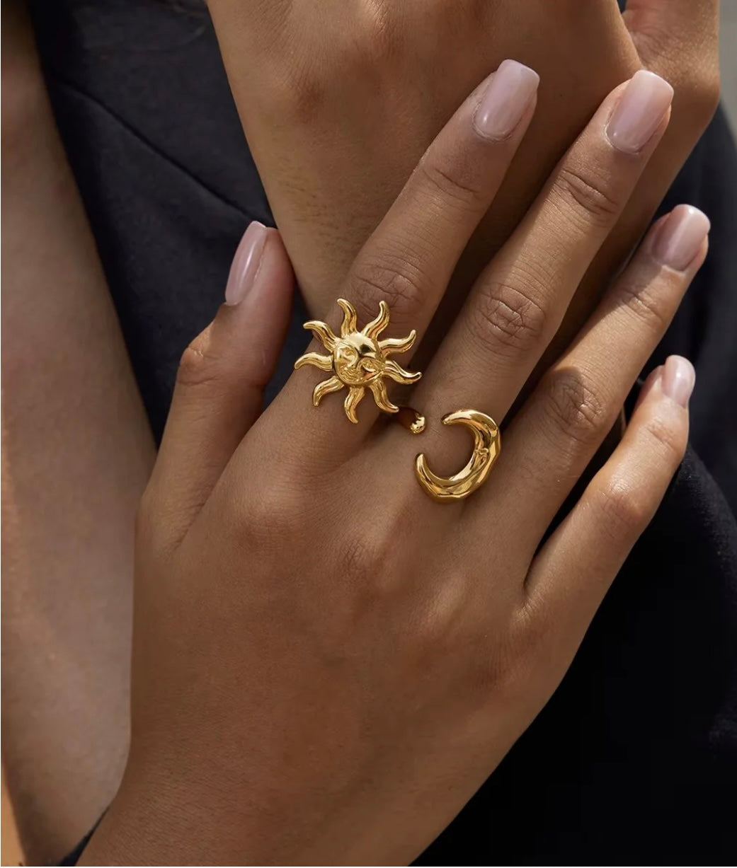 Lady Moon Ring