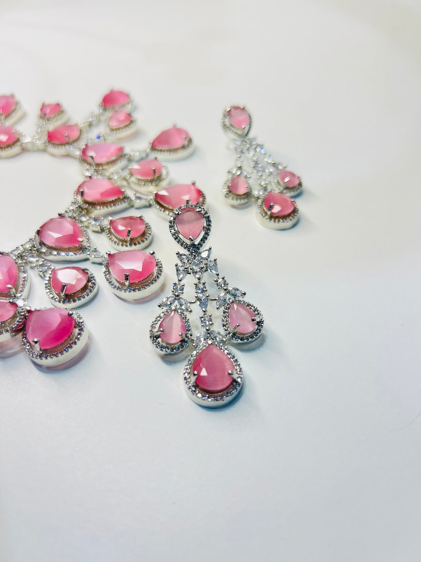 Flora Diamond Set with Earrings