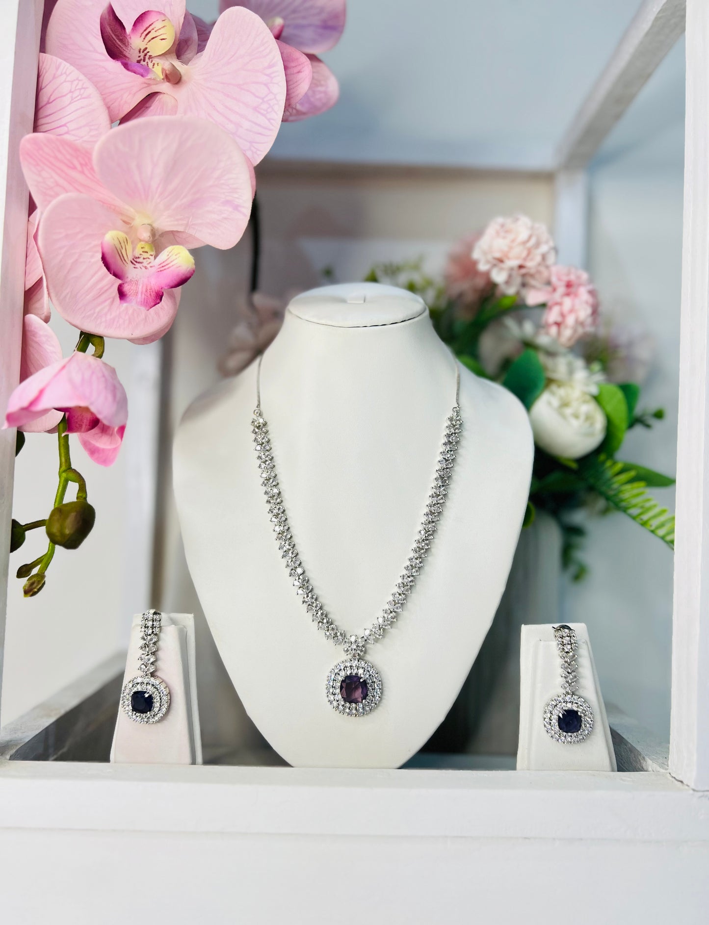 Virtue Diamond Set with Earrings