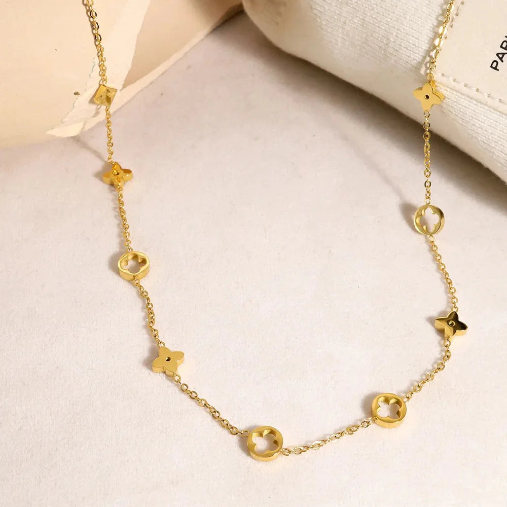 Clover Necklace