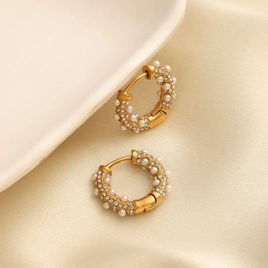Charlotte Hoop Earrings (Pearl)