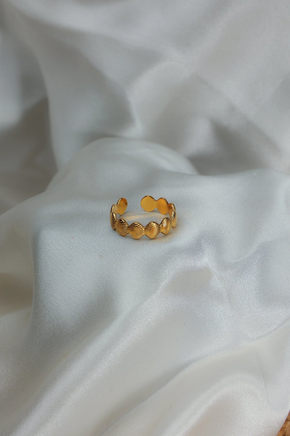 Shelley gold band ring of textured scallop shells, view 8