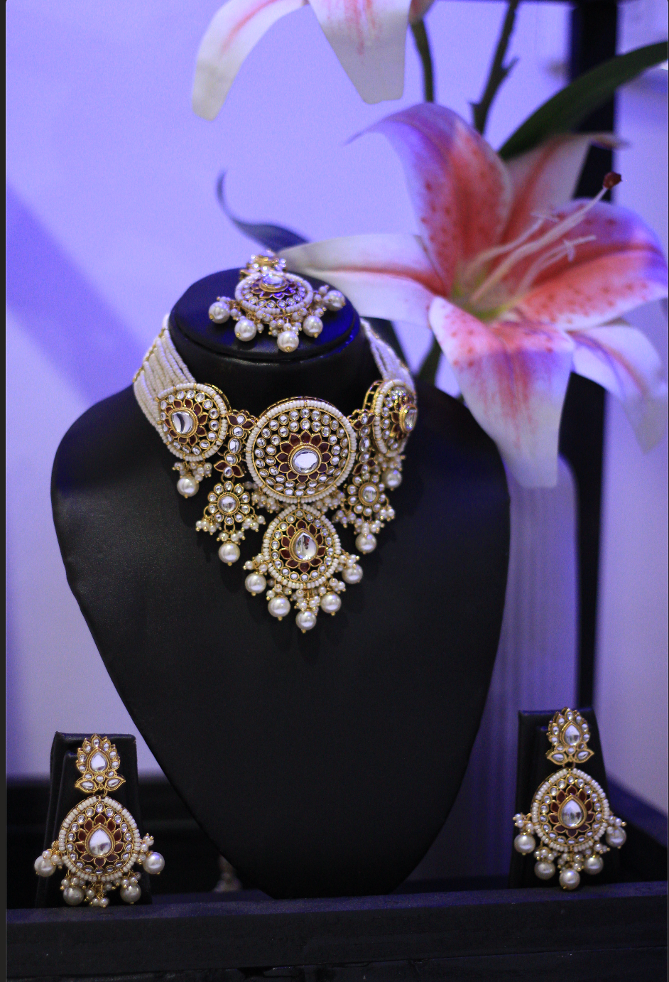 Rasa Choker Set with Earrings and Maangtika