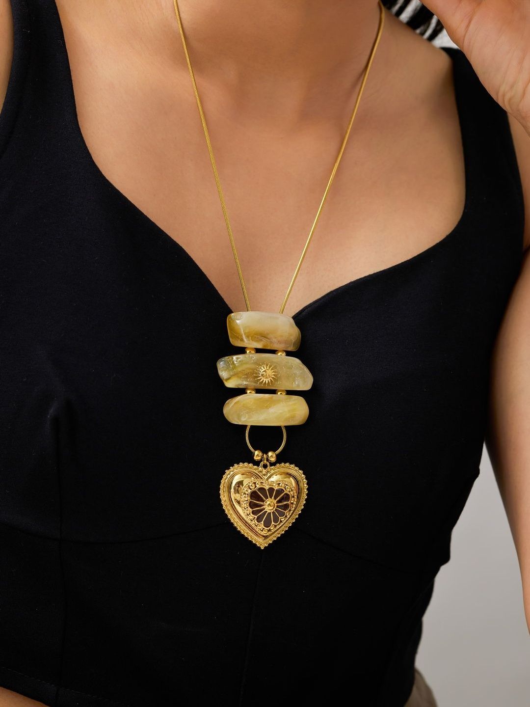 Rio Heirloom Heart Necklace