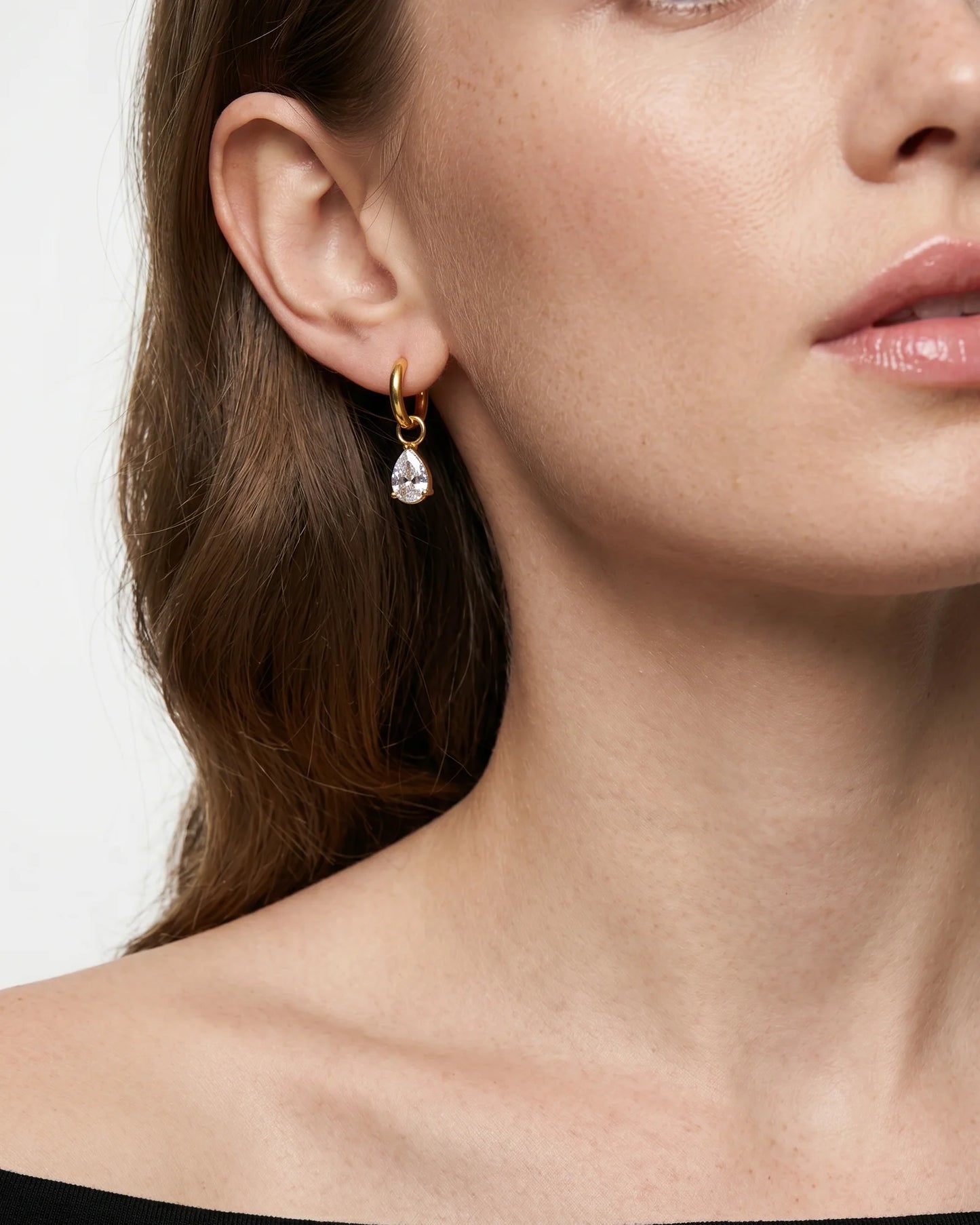 Claudia Drop Earrings