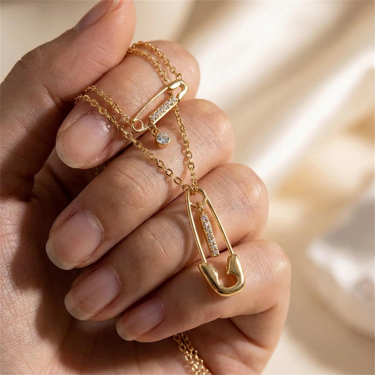 Vivacious Double Layer Necklace