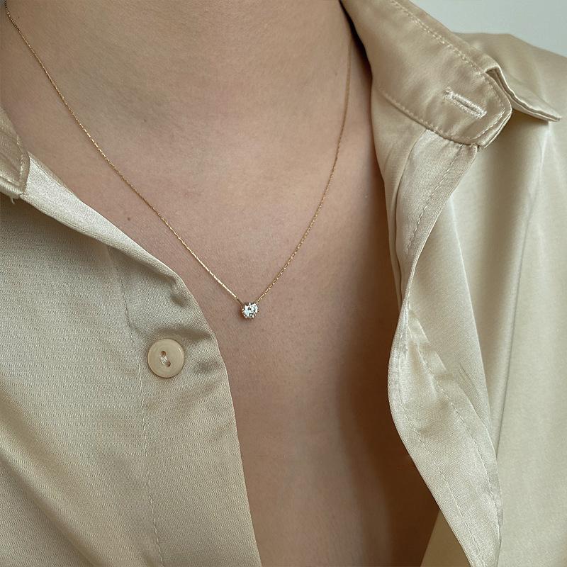 Iris Solitaire Necklace