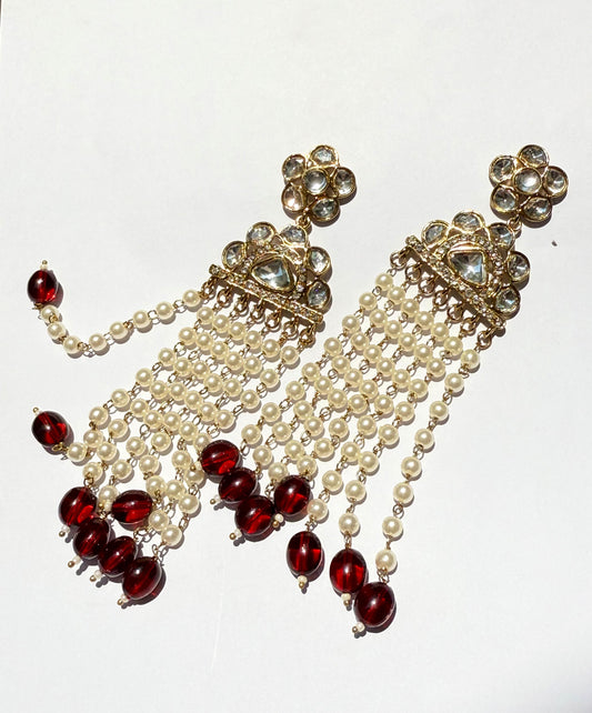 Kiara Earrings (Maroon)